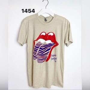 Research & Design Buffalo Bills Fans Tour T-shirt